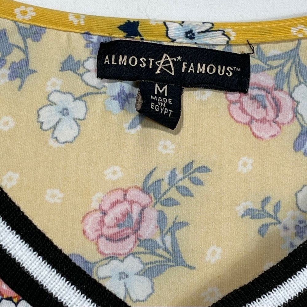 Almost Famous Yellow Floral Top - Picture 6 of 9
